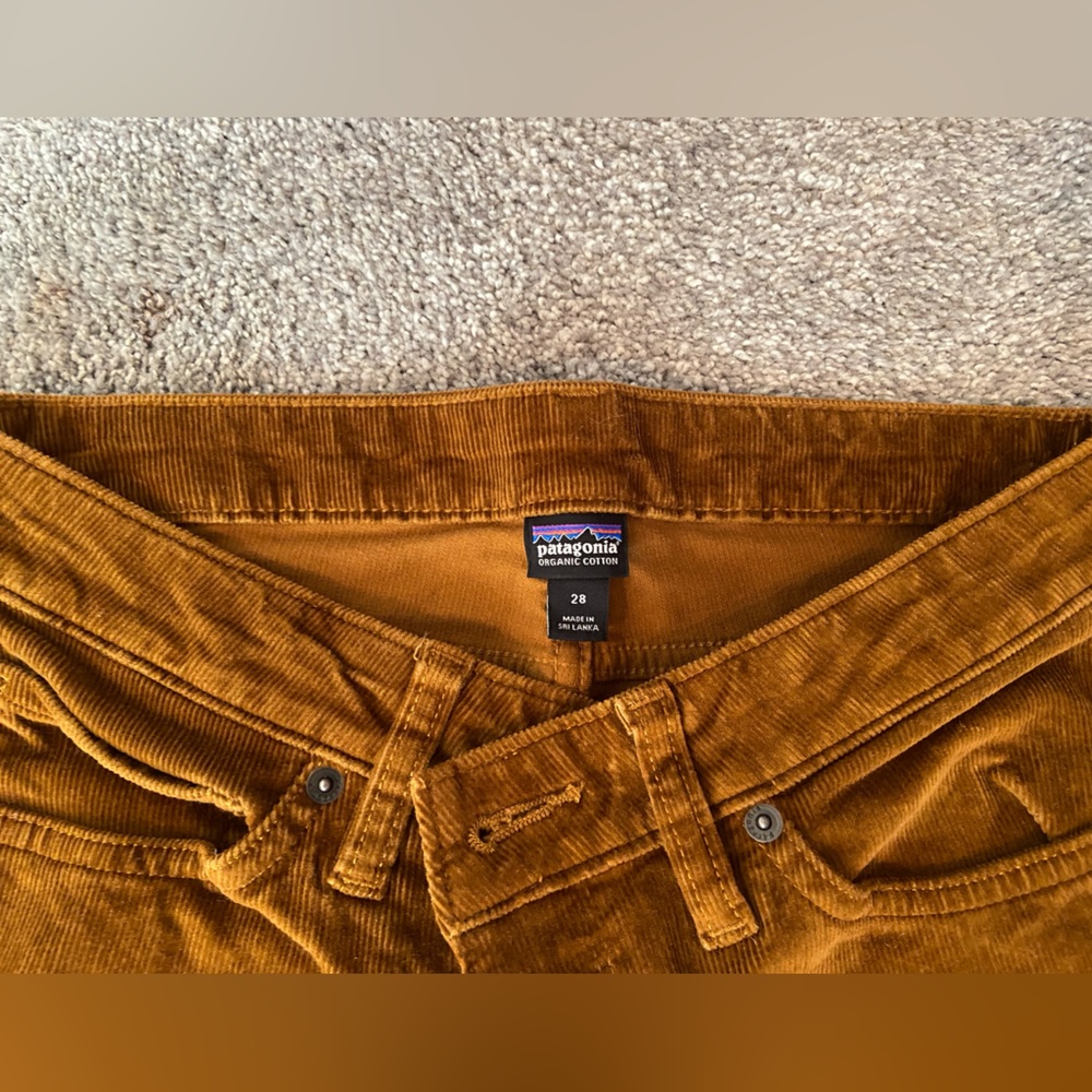 Brown Patagonia Women’s Corduroy Pants. Size 28. - Picture 2 of 4